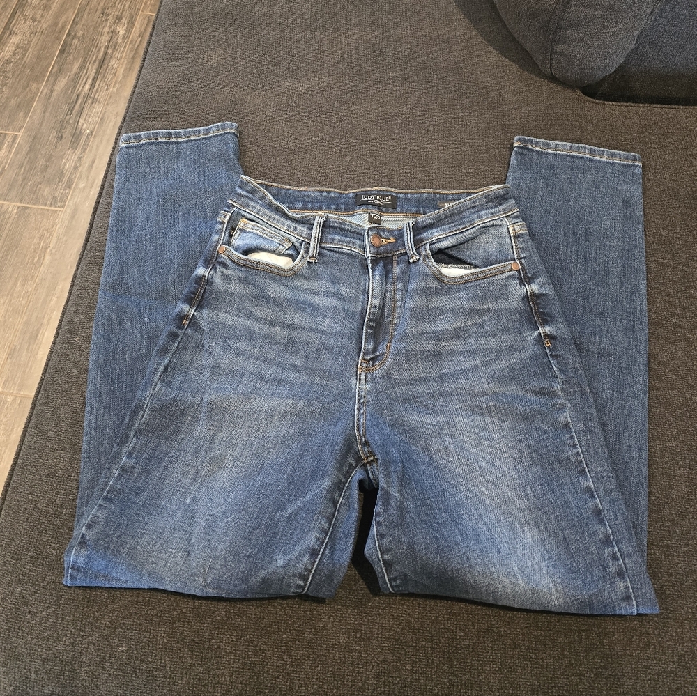 Judy Blue Women's Classic Straight Leg Jeans